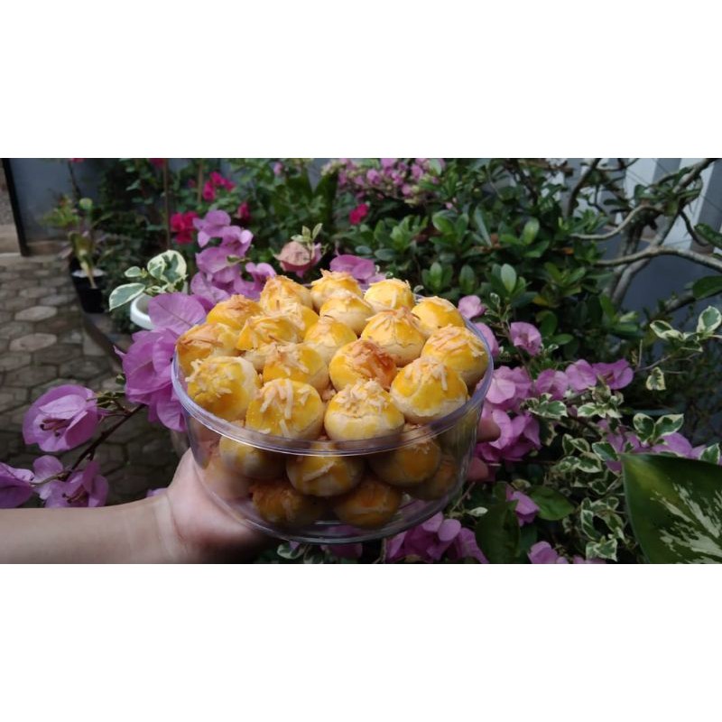 

KUE NASTAR KEJUU