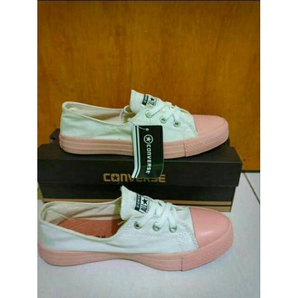 Sepatu Converse all star Sneakers Cewek Lobang 3