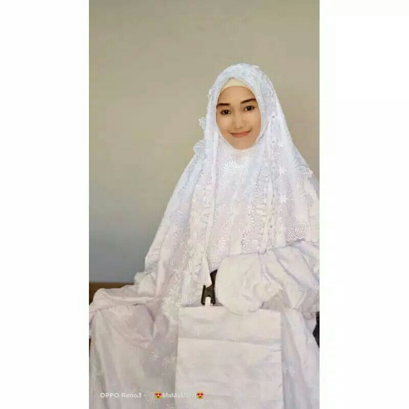 Mukena Sutra Jepang Renda Two-tone Putih Terusan /Lajuran Full Bordir Timbul PutihCOD BAYAR DITEMPAT