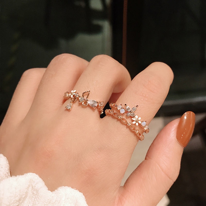 Cincin Model Terbuka Lapis Ganda Desain Bunga Gaya Korea Untuk Wanita