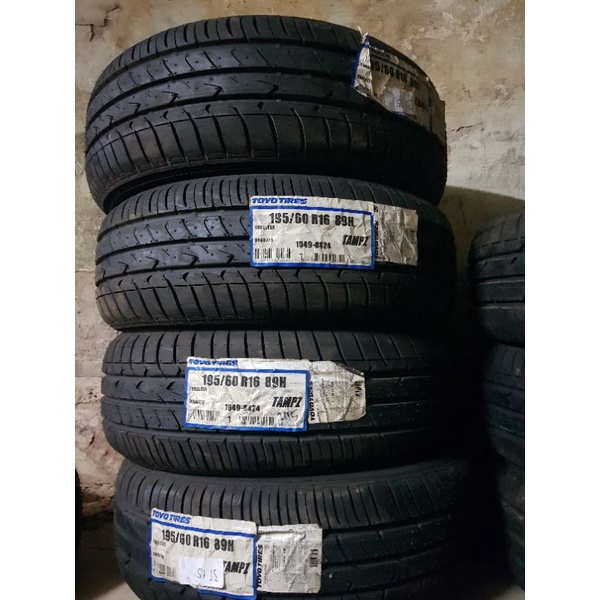 ban import toyo 195 60 R 16 Tranpath MPZ Japan Honda BRV