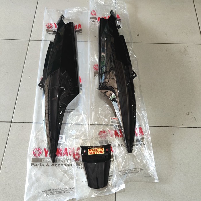 COVER BODY MIO KARBU, MIO SMILE, MIO SPORTY (5TL) + TAIL HITAM (33)