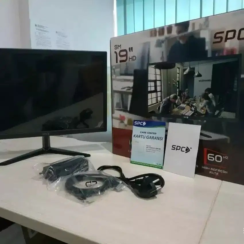 MONITOR LED SPC SM-19HD 19 Inch VGA HDMI Garansi Resmi