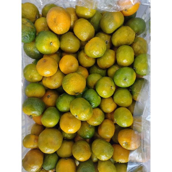 Jeruk Santang Madu 1 keranjang