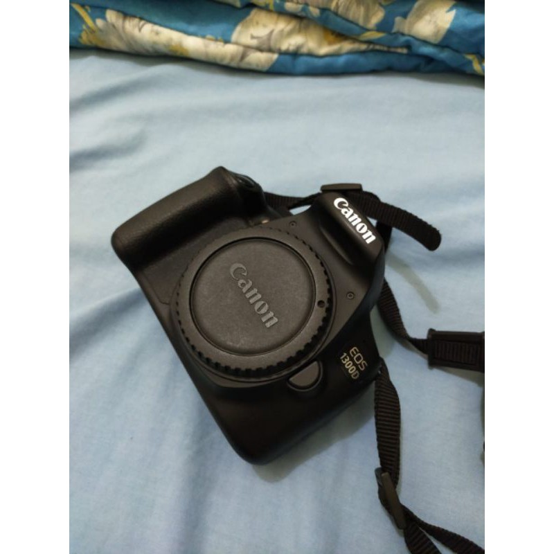 Camera Canon 1300D Bekas