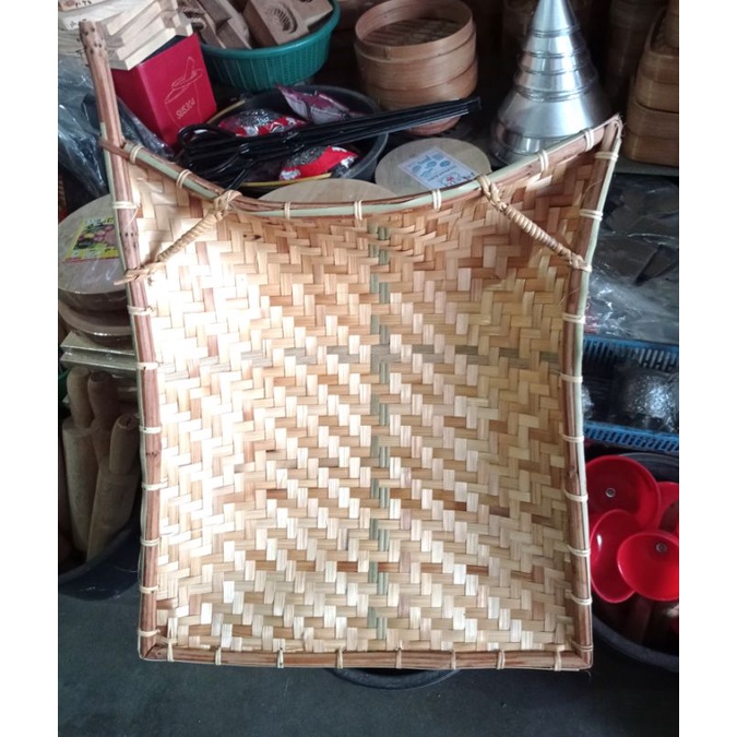 nyiru tampah anyaman bambu tangkai