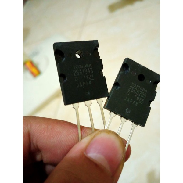 transistor toshiba a 1943 c 5200 power