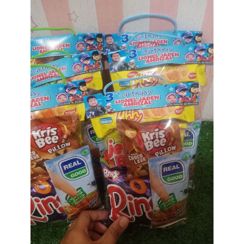 Paket Snack ultah / bingkisan snack ultah / goodibag snack/ snackultahmurah