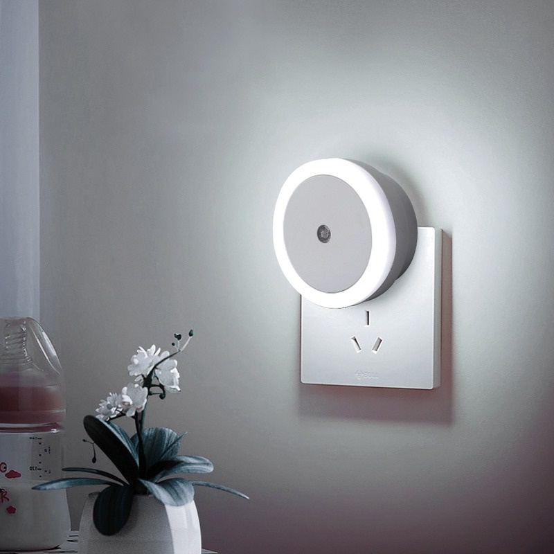 Lampu Malam LED Bulat 2 Gaya Plug EU US Portable Untuk Dekorasi Kamar Tidur