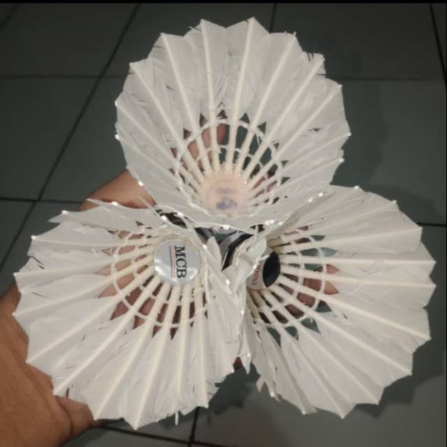Shuttlecock Badminton Bulutangkis Bekas Second Kondisi 80-90%