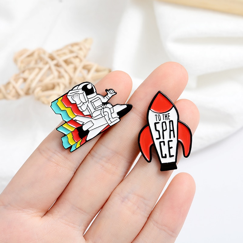 Bros Pin Enamel Bentuk Astronot Roket UFO Luar Angkasa 10 Gaya Untuk Tas Anak