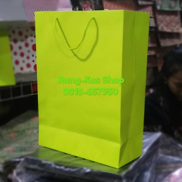 

Paper bag Hijau Melon buku karton laminating