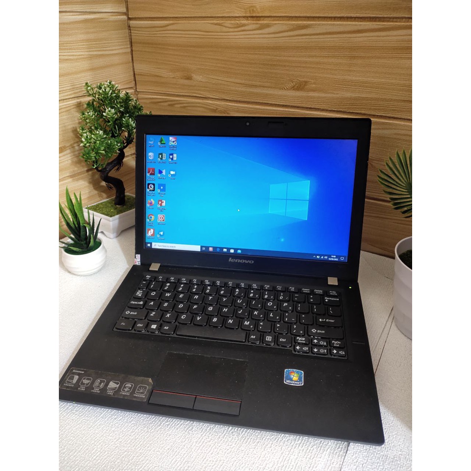 Laptop Gaming Editing Lenovo Thinkpad core i3