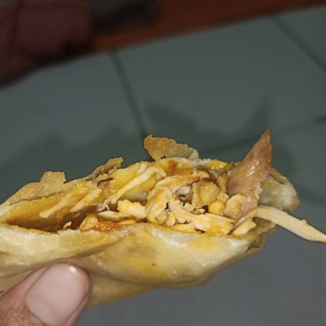 

Cireng isi ayam pedas