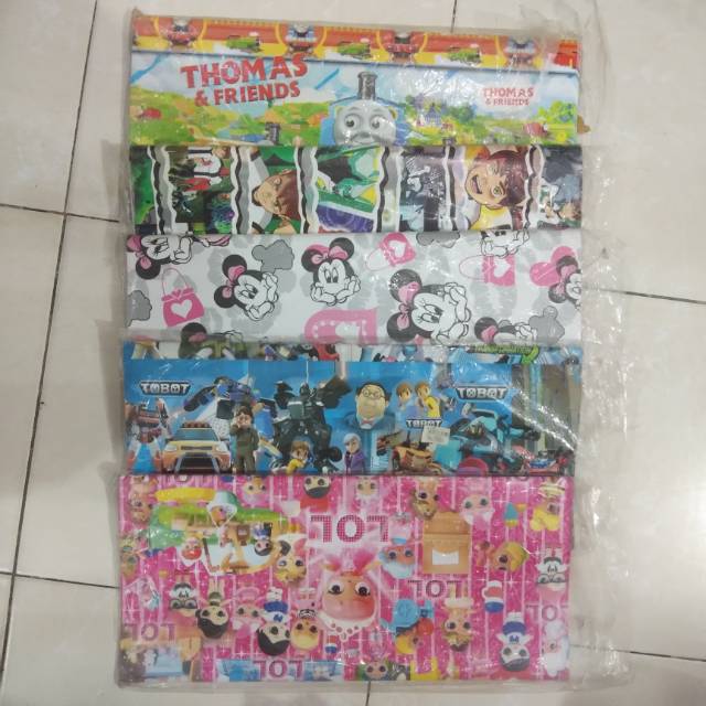 

Kertas Kado untuk Hadiah