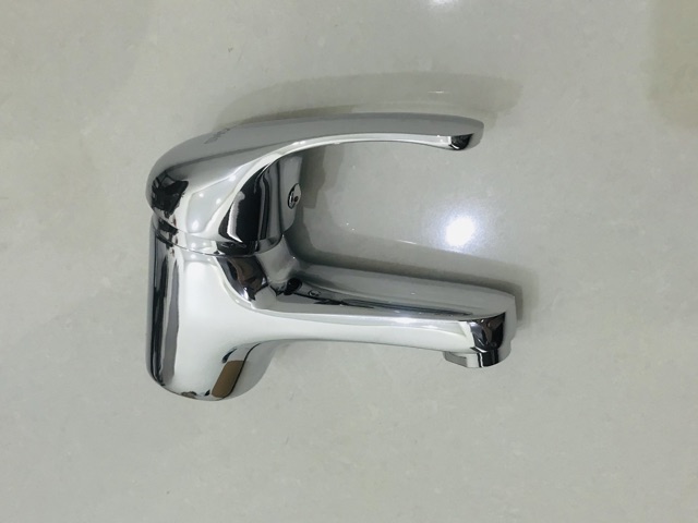 DE 5006 Kran Wastafel Air Panas Dingin Keran / Mixer Faucet Hot Cold