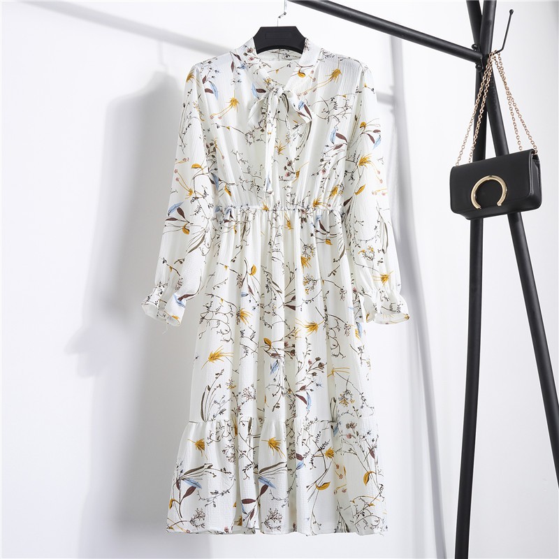 Dress Floral Wanita Lengan Panjang dengan Bahan Chiffon