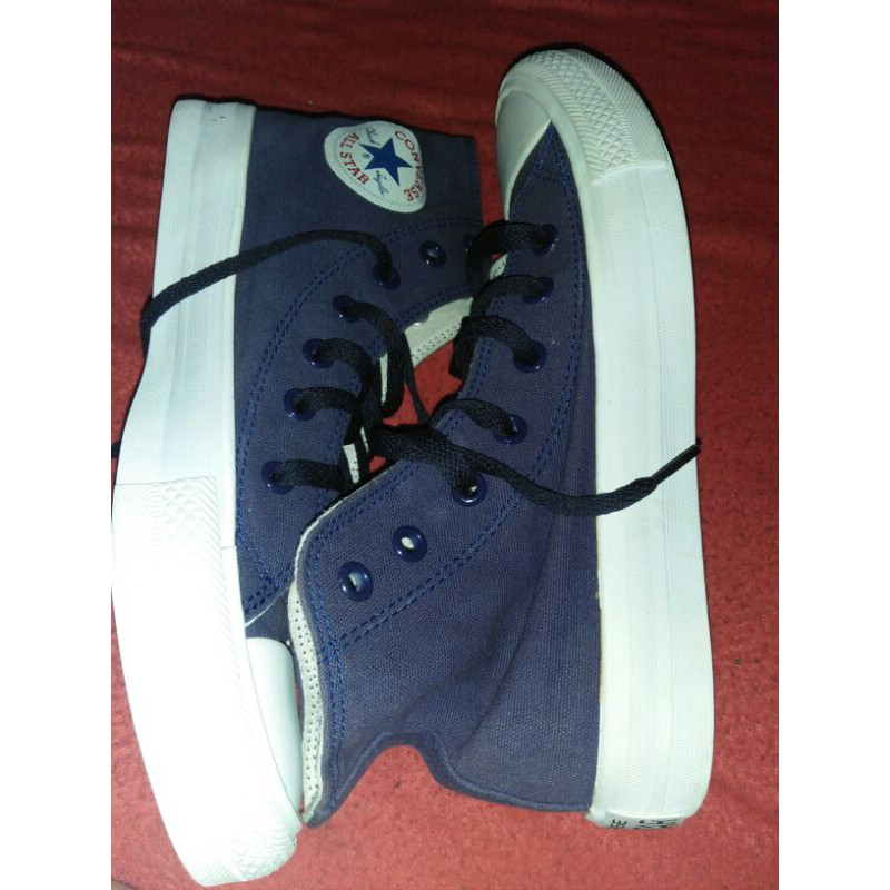 Sepatu convers original made in vietnam second.