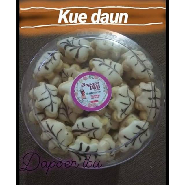 

Kue daun lebaran, lembut dan manisnya pas tanpa pengawet