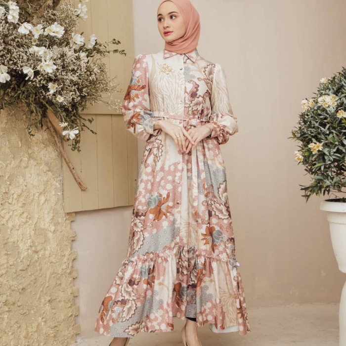 Tisya Dress Cinnamon - Klamby