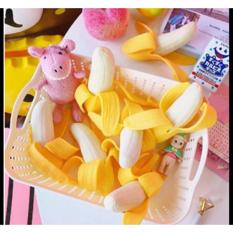 squishy pisang mainan pencet anak anak