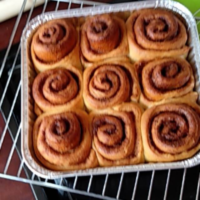 

DELISHA CINNAMON ROLLS