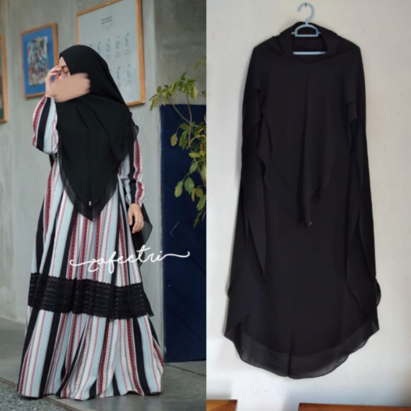 KHIMAR ZAFEETRI