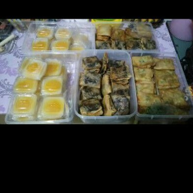 

piscok, martabak mini, agar telor mata sapi