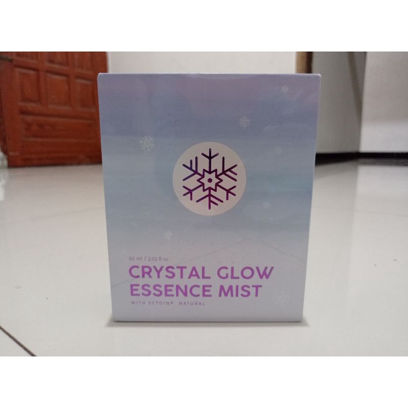 MeRA Crystal Glow Essence Mist