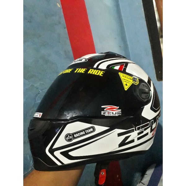 Helm FullFace Zeus 810 GP series