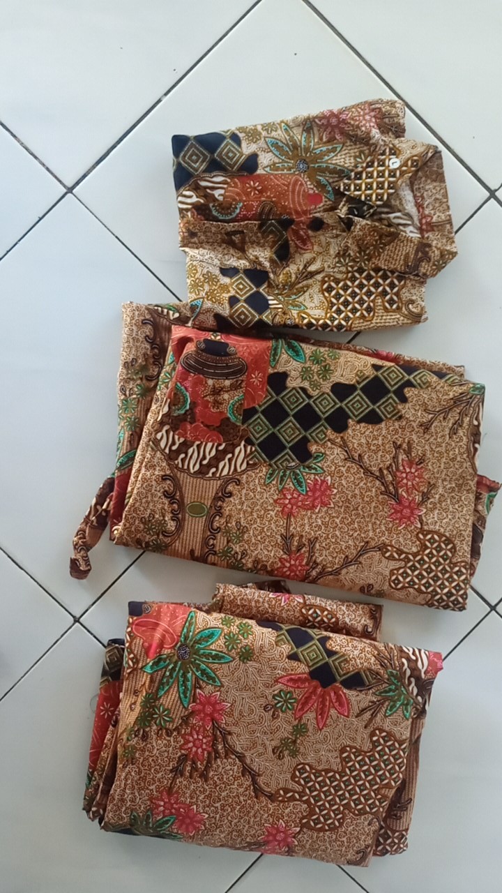 Batik Couple Keluarga Sania Ruffle Ori Ndoro Jowi Dnt