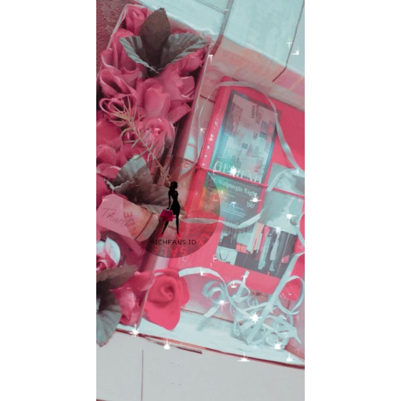 

[READY STOCK] CUSTOM GIFT BOX KPOP