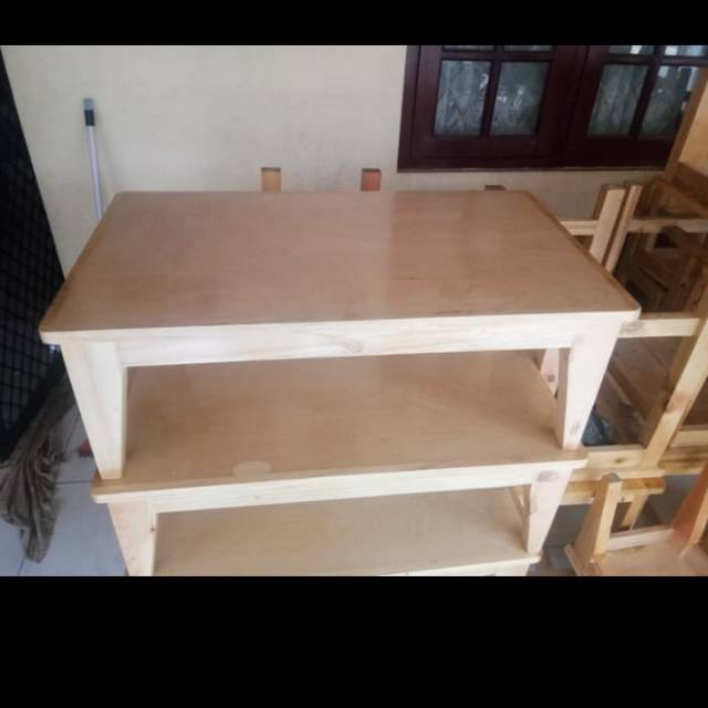 Meja lesehan/meja laptop