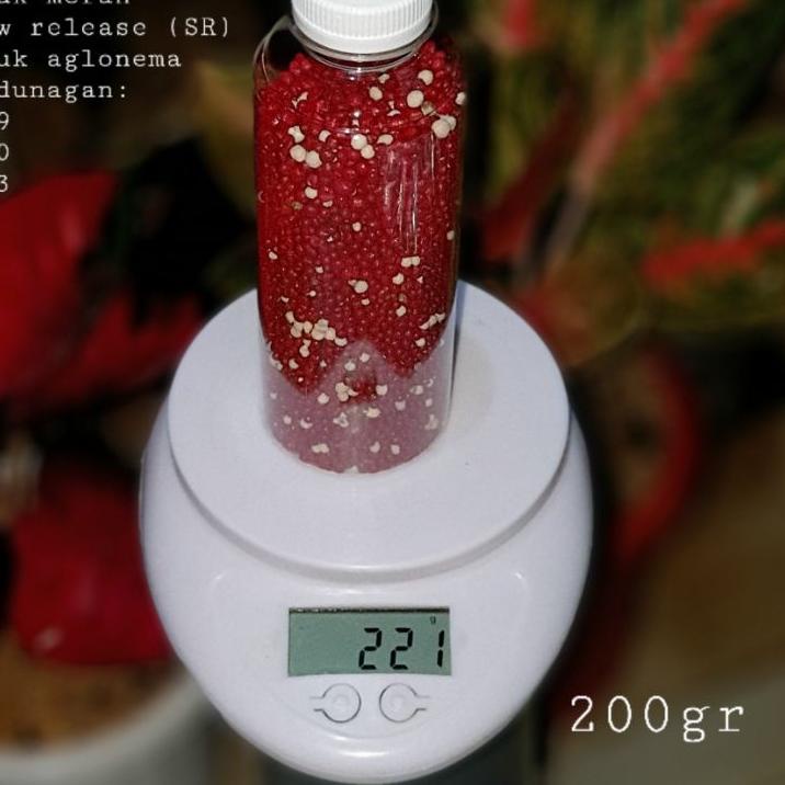 pupuk merah slow release / SR pupuk tanaman hias pupuk NPK 19 10 13 / pupuk anggrek / pupuk aglonema