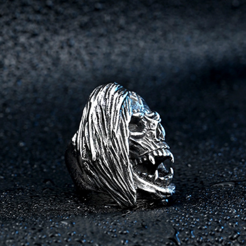 Cincin Motif Kepala Tengkorak Gaya Vintage untuk Pria