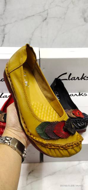 CLARKS PEACOCK 2087 WOMAN / Clarks wanita