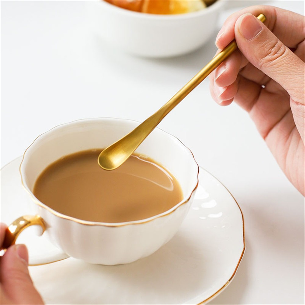 【COD Tangding】Stainless Steel Mixing Spoon Long Handle Thicken Small Spoon Dessert Spoon Coffee Ice Spoons Kitchen Tool 2 Colors