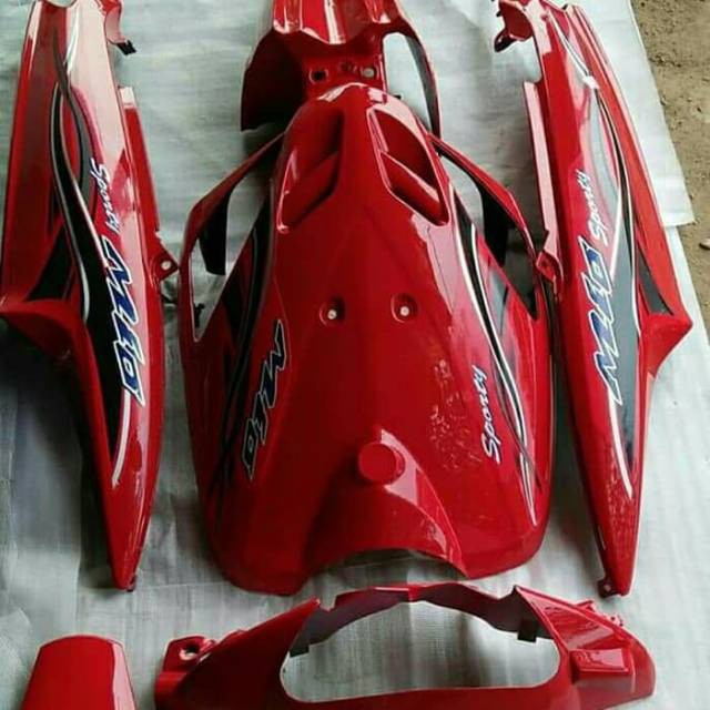 Body alus mio sporty / mio lama Merah maroon