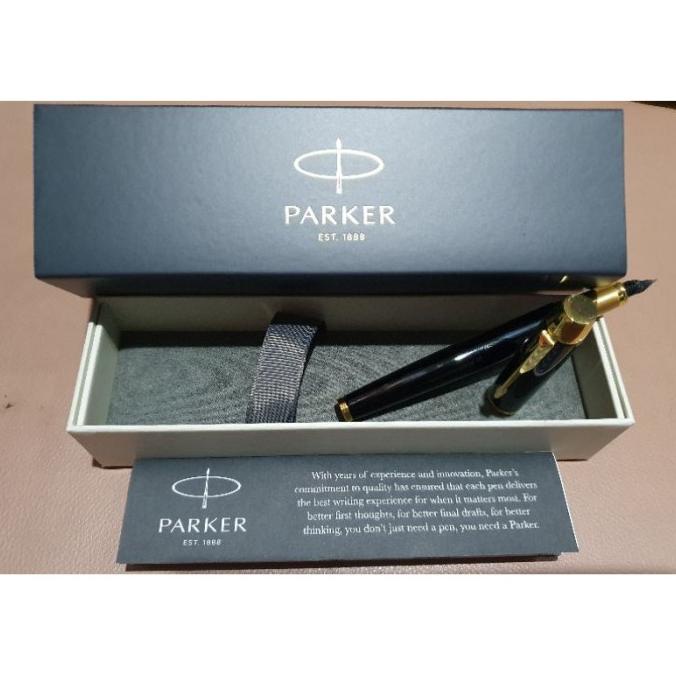 

FOUNTAIN PARKER GRAFIR LQ GT PULPEN PEN FREE IM NAMA ORIGINAL BLACK FVD643621