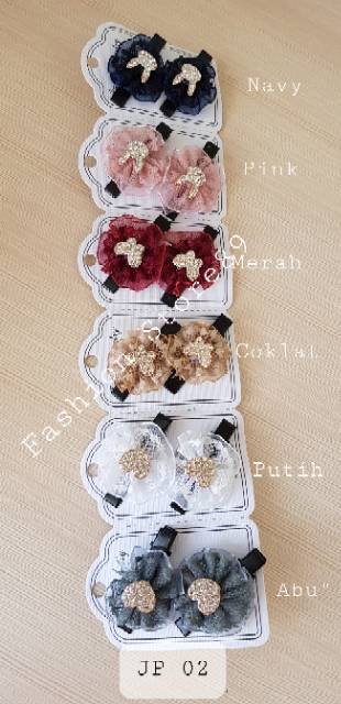 Jepit rambut korea dengan hiasan mutiara dan kain brukat import / jepit poni korea / jepit korea