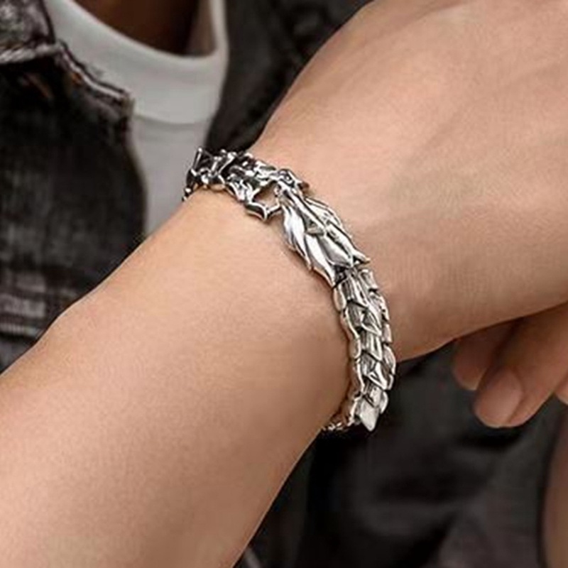 Perhiasan Gelang Pria Bahan Titanium Steel Warna Silver Motif Naga Gaya Punk Retro Untuk Hadiah Pesta