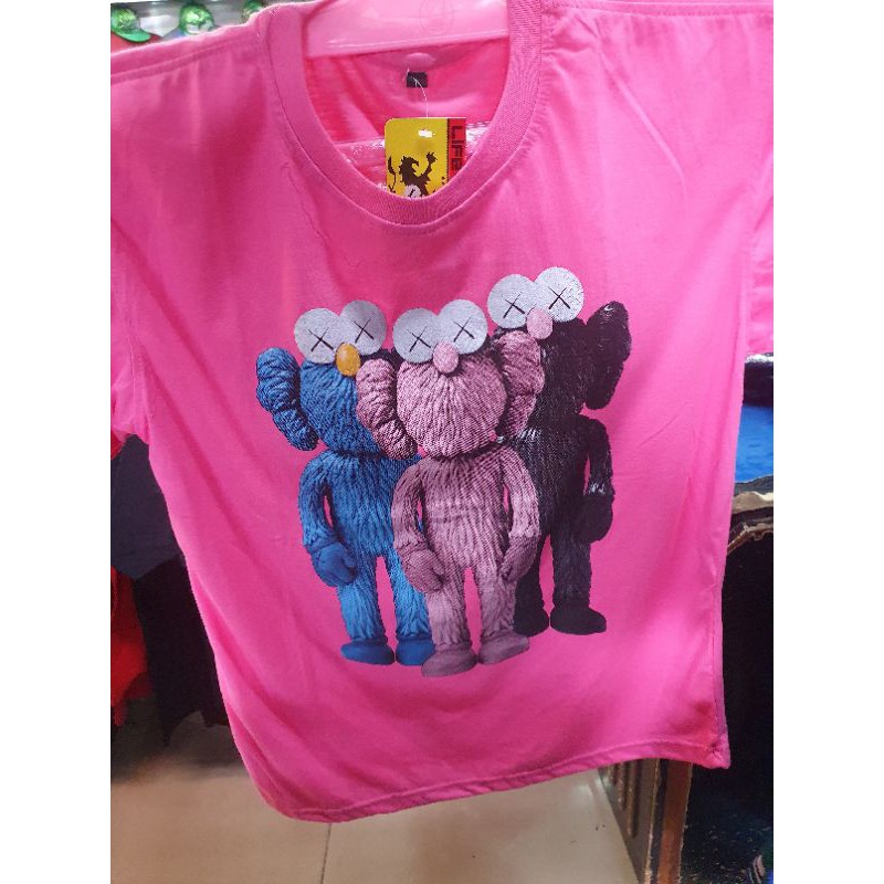 KAOS TSHIRT KAWS UNIQ LO MURAH