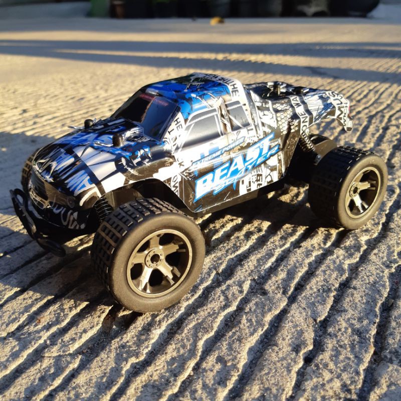 RC Car Pickup Offroad Rock Clawler - Mainan Mobil Remote Control Anak