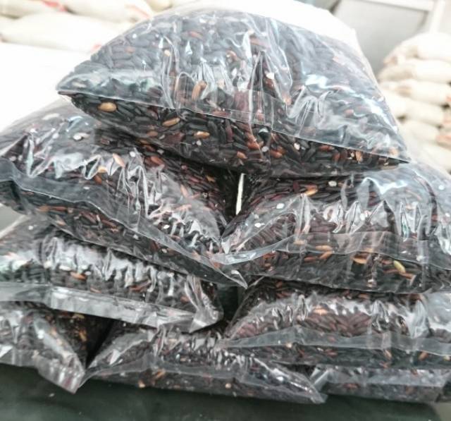 

Ketan Hitam 0,5 liter