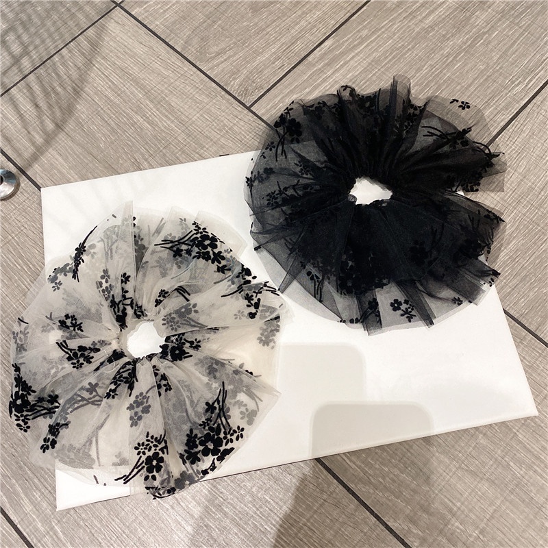 Caliloops Asher Scrunchie Ikat Rambut Karet Kuncir Hijab Besar Bunga