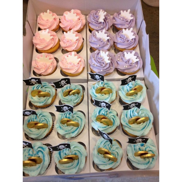 

cup cake isi 12 medium size