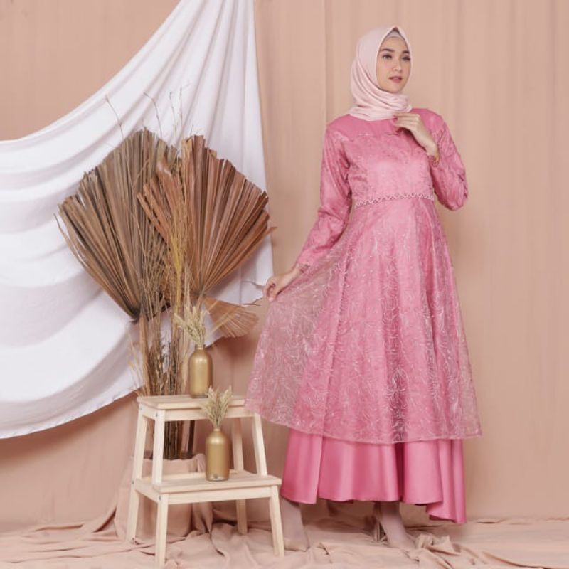 GAMIS DEWASA ROBERTO CAVALI GAUN ZELINE BORDIR