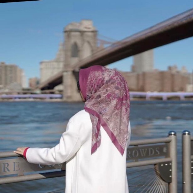 Buttonscarves new york chelsea