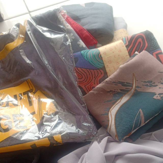 Pesanan fitri Kaos zolaqu dan denay kw