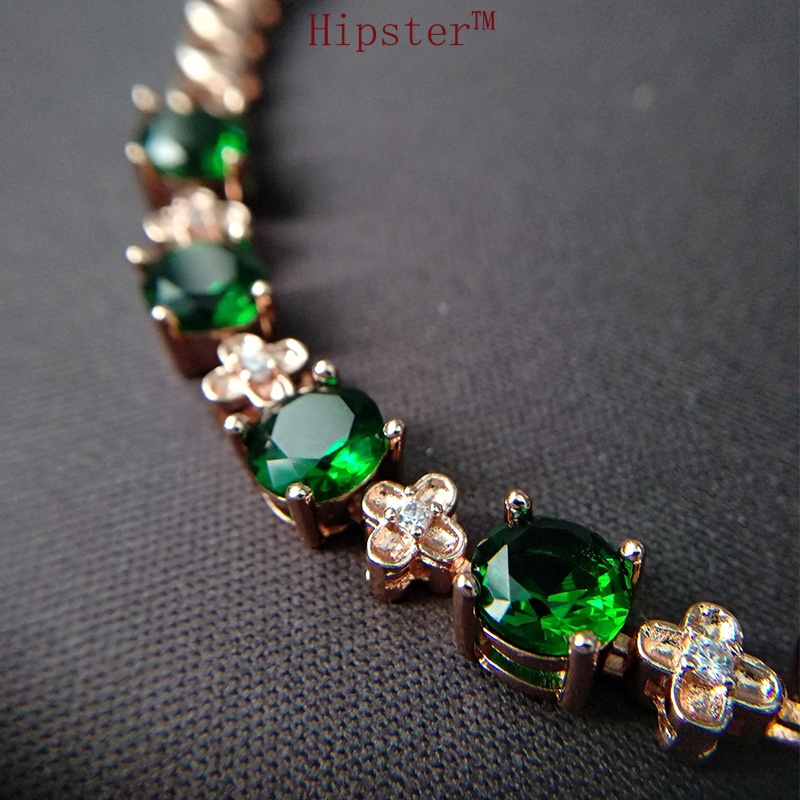 Hot Sale Lucky Four-Leaf Clover Full Diamond Natural Emerald Bracelet